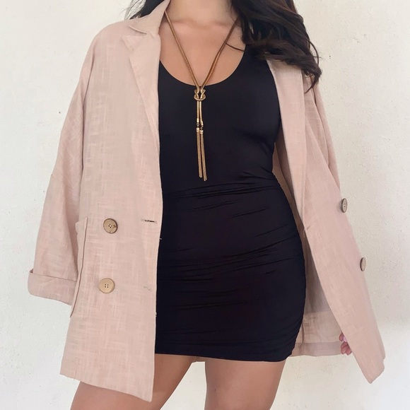 H&M Gold Chain Necklace - Picture 1 of 3